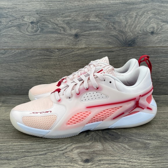Nike Jordan Heir Men's Basketball Shoes Size 11.5 Soft Pink Varsity Red FZ2471
